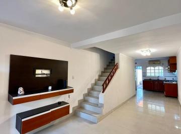 Casa · 86m² · 4 Ambientes · 1 Cochera · Vendemos El Mejor Duplex de Zona Sur, Llamanos!