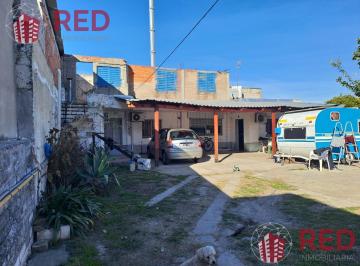 Casa · 90m² · 6 Ambientes · 2 Cocheras · Casa en Venta - Primero de Mayo