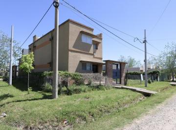 Casa · 252m² · 5 Ambientes · 1 Cochera · Venta Casa en Tierra de Sueños 3