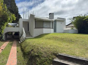 Casa · 150m² · 5 Ambientes · 2 Cocheras · Casa San Rafael