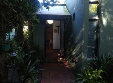 Casa de 7 ambientes, La Plata · Casa en Venta 27 Bis N°972 y 418 Libre de Todo Gasto