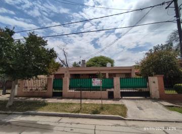 Casa de 10 ambientes, Córdoba · Casa a Venta Creyu 8192 con Doble Ingreso Independiente