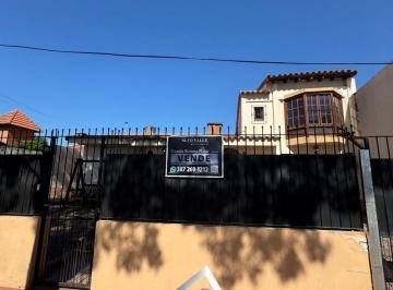 Casa · 510m² · 4 Ambientes · 1 Cochera · Casa en Metan