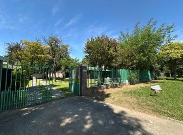 Casa · 107m² · 3 Ambientes · 1 Cochera · Venta Casa en Pueblo Esther