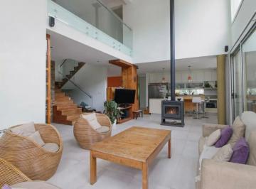 Casa · 250m² · 7 Ambientes · 2 Cocheras · Casa Venta 7 Ambientes Cañuelas Doble Lote