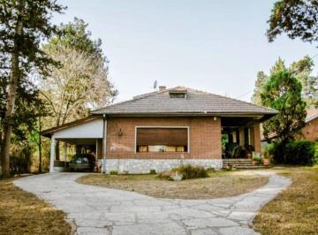 Casa de 5 ambientes, Villa General Belgrano · Venta de Propiedad Ideal Para Vivienda Permanente o Inversión Segura, Gas Natural, Escritura