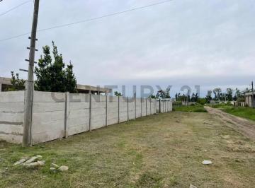 Terreno · 90m² · Lote con Construcción a La Venta en Melchor Romero
