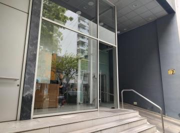 Oficina comercial · 70m² · 1 Cochera · Oficina en Venta en Edificio Corporativo
