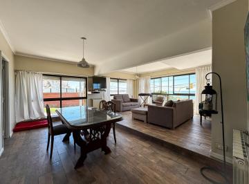 Departamento · 240m² · 3 Ambientes · Departamento y Local en Venta en Punta Mogotes