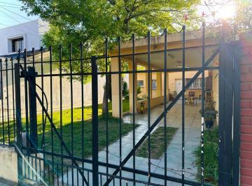 Casa de 3 ambientes, Córdoba · Casa/b° Jardin/excelente Ubicacion/apto Credito