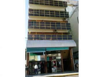 Departamento · 70m² · 4 Ambientes · Departamento en Alquiler 4 Ambientes Balcón Al Frente.