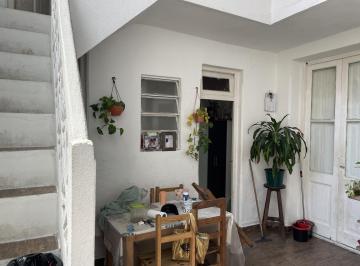 PH · 75m² · 5 Ambientes · PH en Paternal