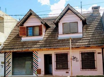 Casa · 180m² · 5 Ambientes · Casa Chalet en Venta en Villa Astolfi, Pilar, G. B. a. Zona Norte