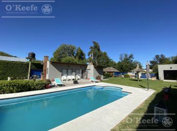 Quinta vacacional · 171m² · 5 Ambientes · 1 Cochera · Casa Quinta en Venta en El Pato Calle 527