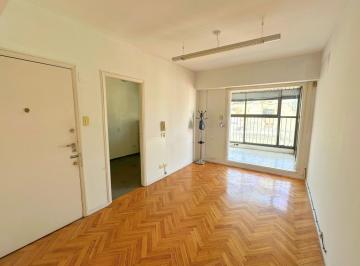 Departamento · 41m² · 3 Ambientes · Venta - Departamento 3 Ambientes con Balcón – San Nicolas - Permuta