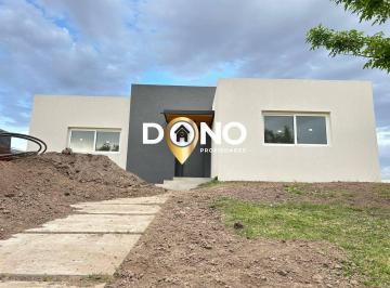 DOP-DOP-2114_2 · Oportunidad Casa en 1 Planta