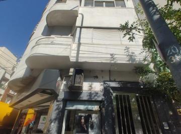 ANY-ANY-368_2 · Venta / 4 Ambientes/ Semipiso/ Rivadavia Al 3800