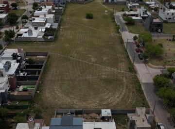 Terreno · 2565m² · Lote en Venta Valle Cercano - El Recreo. Apto 12 Duplex