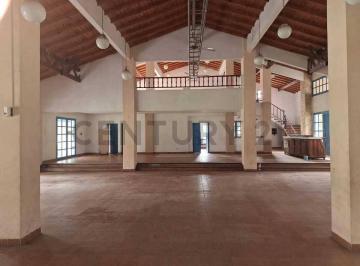 Casa · 765m² · 2 Ambientes · 5 Cocheras · Alquiler Uso Comercial - Profesional en San Vicente Ideal Gastronomia