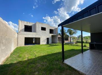 Casa · 130m² · 4 Ambientes · 2 Cocheras · En Venta Casa a Terminar Campos del Oeste Alvear