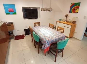 PH · 110m² · 4 Ambientes · PH de 4 Ambientes con Terraza