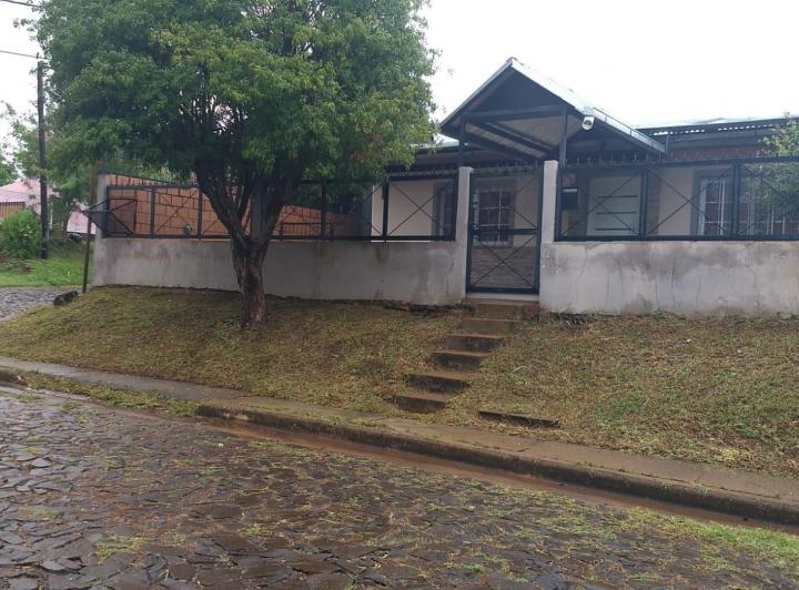 Casa · 300m² · 4 Ambientes