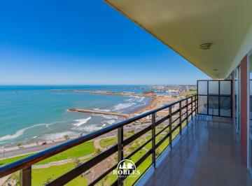 Departamento · 113m² · 5 Ambientes · 2 Cocheras · Semipiso con Excelentes Vistas Al Mar en Playa Grande