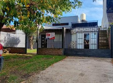 Casa de 4 ambientes, Mar del Plata · Venta Casa + Dpto con Patio, Terraza y Garage en Punta Mogotes