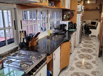 Departamento · 160m² · 4 Ambientes · 1 Cochera · Divino 4 Ambientes con Dependencia - Lavadero - Cochera - Baulera