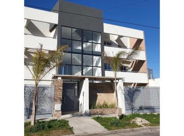 Departamento · 48m² · 2 Ambientes · 2 Cocheras · Departamento en Venta 2 Ambientes Castelar Norte con Cochera