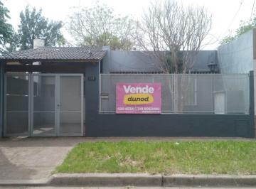 Casa · 89m² · 3 Ambientes · 1 Cochera · Gonzalez del Solar Al 100 - Venta de Casa 2 Dorm. en Ficherton