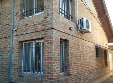 Terreno · 160m² · 8 Ambientes · 3 Cocheras · Venta en Bloque Zona Hospital Austral - Ideal Inversores