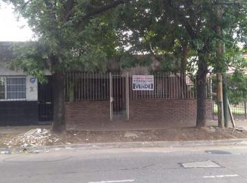 Casa de 5 ambientes, Lomas de Zamora · Se Vende Casa de Tres Ambientes + Departamento / Local Sobre Lote Propio 13,65 X 22,18