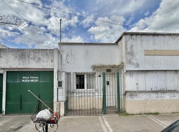 Casa · 290m² · 6 Ambientes · 8 Cocheras · Propiedad en Block, 3 Phs Más Cocheras