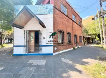 Local comercial · 131m² · 6 Ambientes · Local en Esquina Mucha Exposición Exdcelente Ubicación