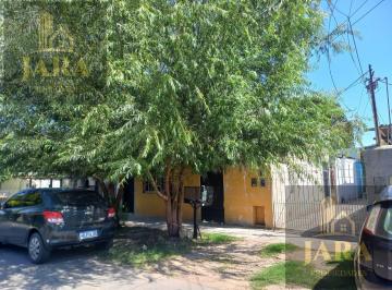 PH · 151m² · 3 Cocheras · Venta en Bloque de 5 PH Berazategui