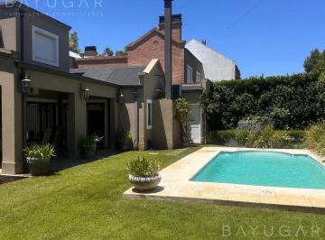 Casa · 315m² · 8 Ambientes · 4 Cocheras · Venta Casa en Barrio Parque Altos de Palihue - Bahía Blanca