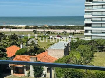 Foto1 · Alquiler Departamento 2 Dorm. Playa Brava