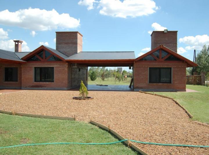 Casa · 260m² · 8 Ambientes