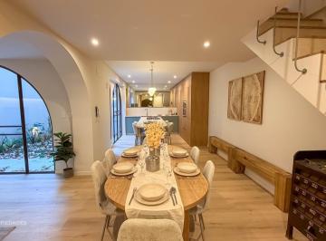 Casa · 223m² · 7 Ambientes · Casas 3 Dorm. - Rodríguez 1100 - Lourdes Rosario | Venta