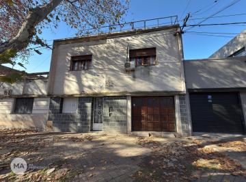 Casa · 142m² · 5 Ambientes · 1 Cochera · Casa 3 Dorm. - Matienzo 1200 - Azcuenaga Rosario | Venta