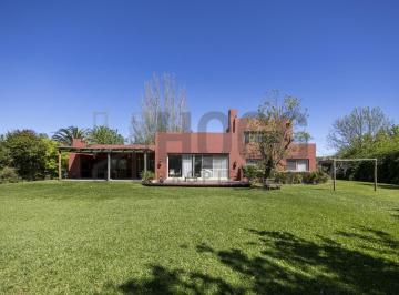 HOG-HOG-1271_2 · Casa Quinta Arellano y Sor Alleman