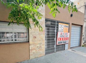 Casa · 160m² · 3 Ambientes · 2 Cocheras · Casa 3 Ambientes Venta Ramos Mejia