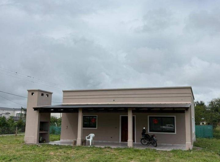 Casa · 106m² · 5 Ambientes · 2 Cocheras