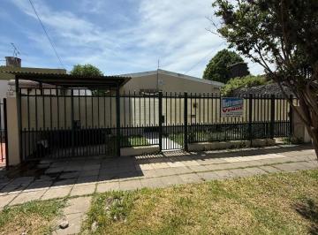 Casa · 90m² · 3 Ambientes · 1 Cochera · Venta PH 2 Dorm. Merlo Parque San Martin