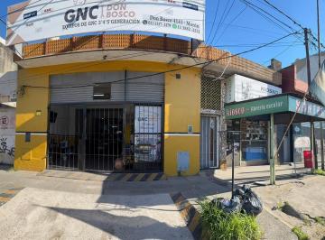 Local comercial · 300m² · 5 Ambientes · 1 Cochera · Venta de 2 Locales Comerciales Sobre Av Don Bosco con o Sin Renta