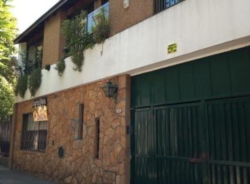 Casa · 160m² · 4 Ambientes · 1 Cochera · Casa en Venta 4 Ambientes Estrada 3000 Sarandi