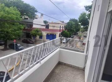 PH · 45m² · 2 Ambientes · Venta PH en Devoto, Caba – Listo Para Mudarte, Expensas Bajas, con Patio y Terraza Propio