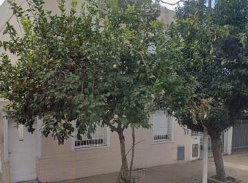 PH · 61m² · 3 Ambientes · PH en Ciudadela