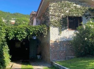 Foto · Venta Casa en Carlos Paz. Zona Residencial. 4 Ambientes, Parque.